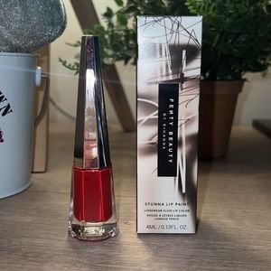 Fenty Beauty Stunna lip paint in shade “uncensored”